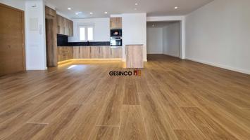 VIVIENDA TOTALMENTE REFORMADA EN VENTA EN ONTINYENT photo 0