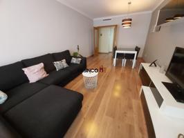 EXCELENTE PISO PARA ALQUILAR CON MUEBLES Y GARAJE photo 0