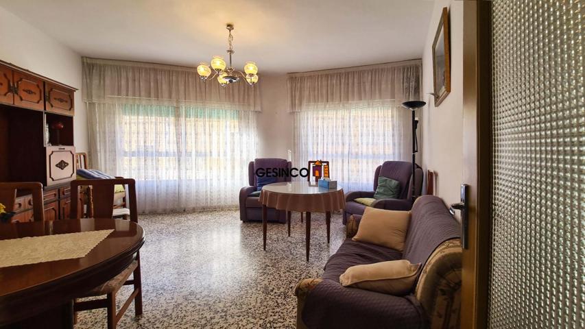 PISO CON TERRAZA EN VENTA EN BOCAIRENT EN ZONA CENTRO photo 0