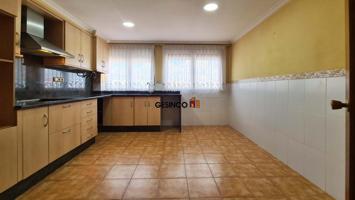 PISO CON ASCENSOR EN VENTA EN ONTINYENT - BARRIO SAN JOSÉ photo 0
