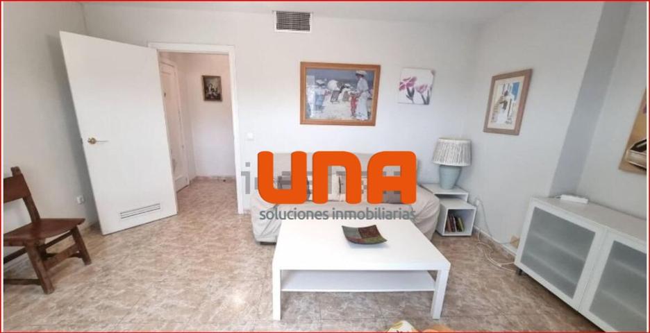 Piso con muebles en pleno centro photo 0