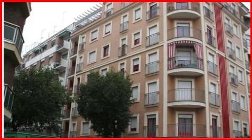 Piso junto Medina Azahara con garaje incluido en el precio. photo 0