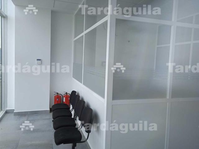 ALQUILER OFICINA EN POLÍGONO MONTALVO III photo 0