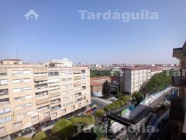 VIVIENDA EN AVENIDA CAMPOAMOR. TODA EXTERIOR. photo 0