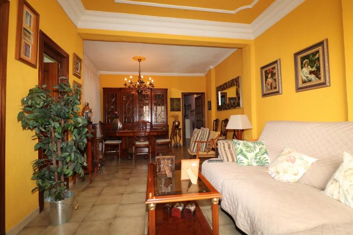 🏠 ¡Vive en el corazón de Serrería! Piso amplio, luminoso y listo para entrar a vivir. 2º PISO SIN ASCENSOR. photo 0