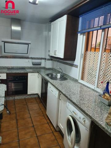 PISO EN AVENIDA MEDINA AZAHARA CON MAGNIFICO PATIO 80 METROS photo 0