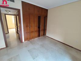 ESPECTACULAR VIVIENDA EXTERIOR EN MEDINA AZAHARA CON ASCENSOR Y TERRAZA photo 0