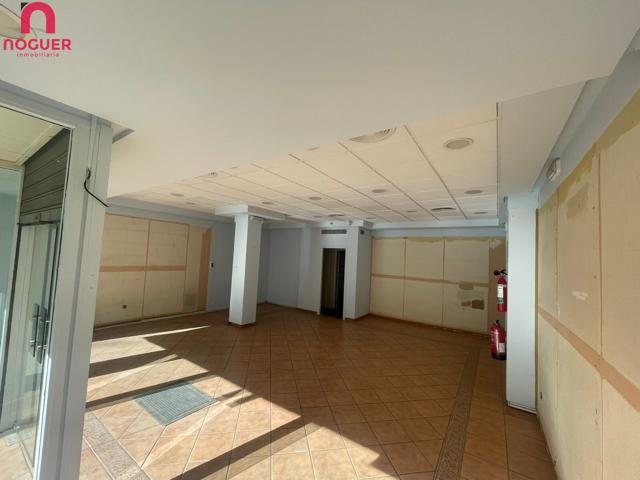 ALQUILER DE LOCAL COMERCIAL EN PLENA ZONA ESTRATÉGICA DE FÁTIMA photo 0
