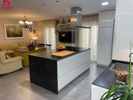 PISO EN EL CENTRO DE LA CIUDAD COMPLETAMENTE REFORMADO photo 0