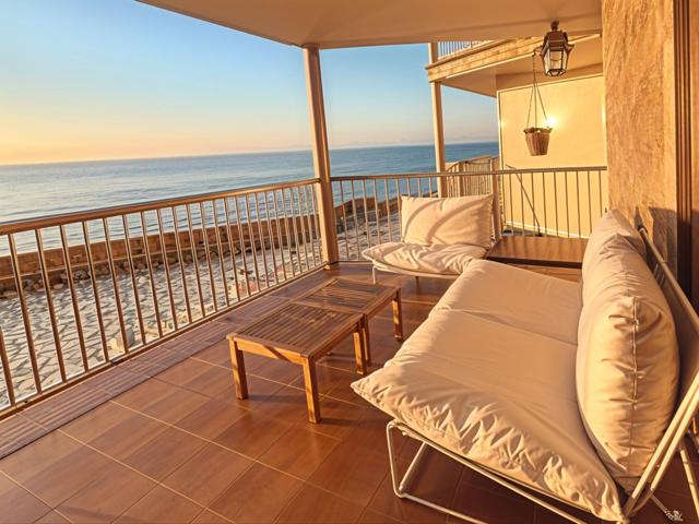 Apartamento primera linea de Mar (la Falconera) con parking photo 0