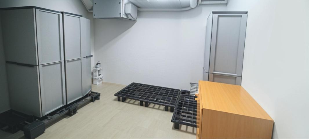 Trastero de 15 m² útiles en Salou con luz y ubicación privilegiada photo 0