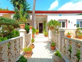 Encantador chalet en venta en la zona del mirador de Salou photo 0