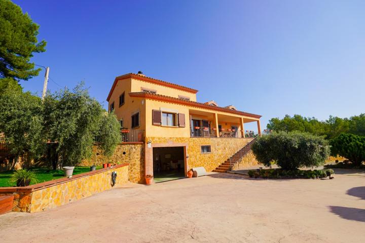 Chalet premium en El Remei (Alcover) -jardín piscina, barbacoa, garaje 5 coches 520.000€ photo 0