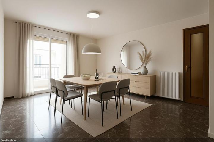Tu nuevo en Reus – Espacio, luz y potencial en Plaza Almoster photo 0