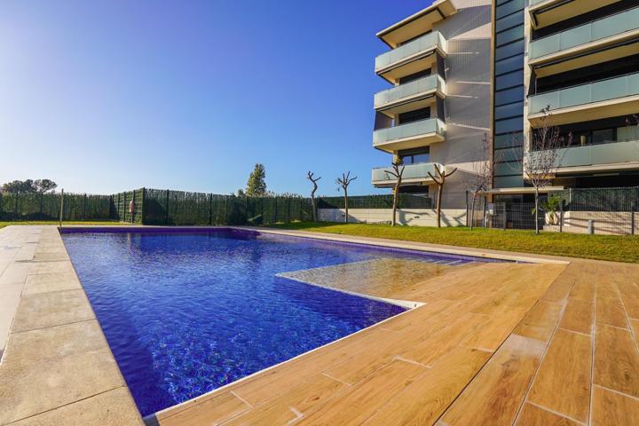Piso con jardín privado, 3 habitaciones y piscina en Salou – Zona Barenys photo 0