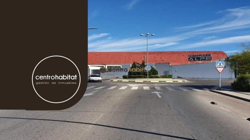 NAVE CON 2.383 M² EN GUIRNEY photo 0
