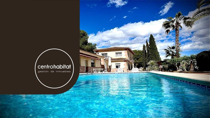 Se vende chalet exclusivo en Monóvar, zona El Ravalet. photo 0
