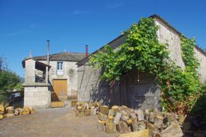 Casa En venta en Biville, Sarria photo 0