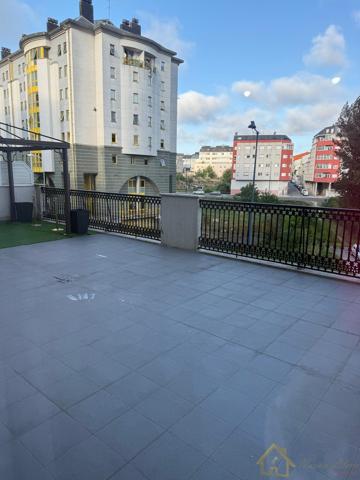 Piso En alquiler en Avda De Breogán, Lugo photo 0
