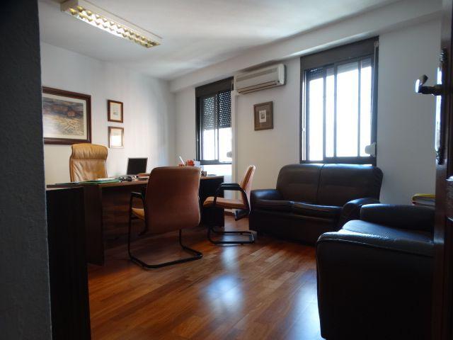 Oficina En alquiler en Santa Cruz de Tenerife photo 0