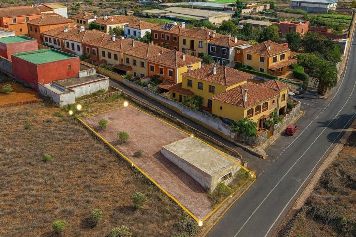 Terrenos Edificables En venta en San Cristóbal de La Laguna photo 0