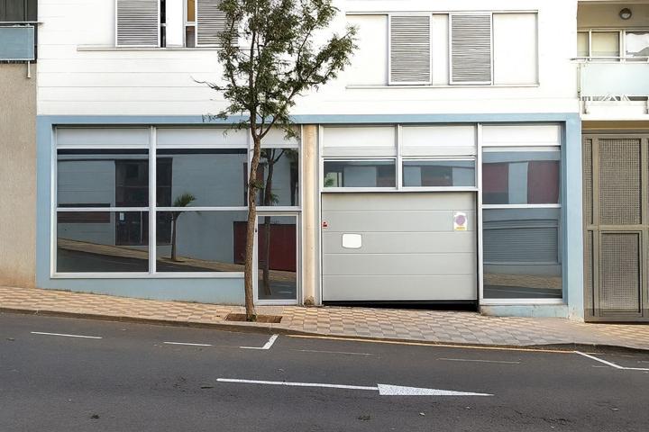 Local En venta en Santa Cruz de Tenerife photo 0