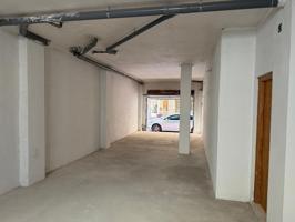 ¡Se vende local comercial a 100 metros del mar! photo 0