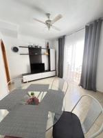 Аmplio y cómodo apartamento con licencia turística a 400 m de la playa Del Cura.🏡🏖️🌴 photo 0