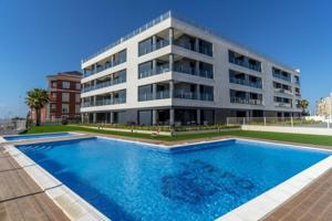 Apartamento con vistas al mar en una urbanización moderna a 50m de la playa de La Mata. photo 0