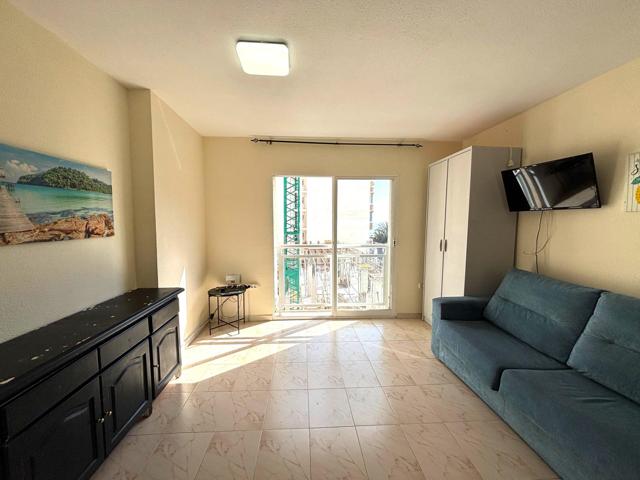 🏖 Luminoso estudio cerca de la Playa de Los Locos — excelente inversión junto al mar photo 0