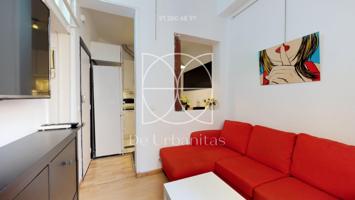 Piso En venta en Universidad, Madrid photo 0