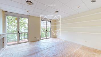 Oficina En alquiler en Castellana, Madrid photo 0