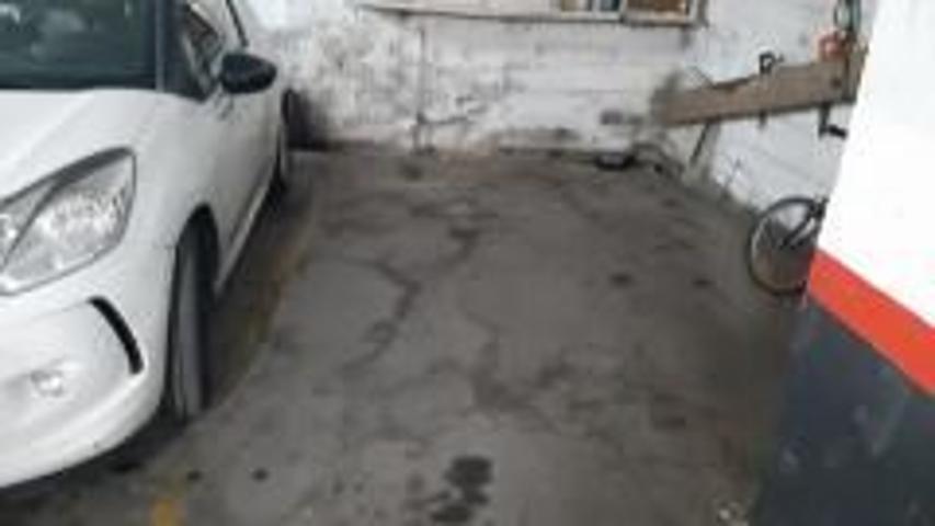 Parking En venta en Barakaldo photo 0