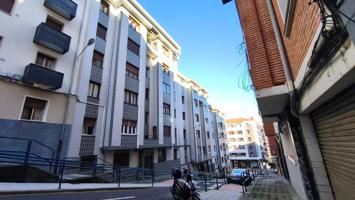 Piso En venta en Portugalete photo 0