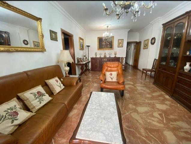 EXCLUSIVA VIVIENDA CON GARAJE Y TRASTERO EN ZONA ARROYO – SANTA JUSTA, SEVILLA photo 0
