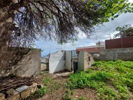 Casa En venta en Calle Tegaday, Los Castillos-Los Portales-Visvique, Arucas photo 0