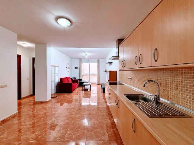 Piso En venta en Calle Los Caídos, Santidad, Arucas photo 0