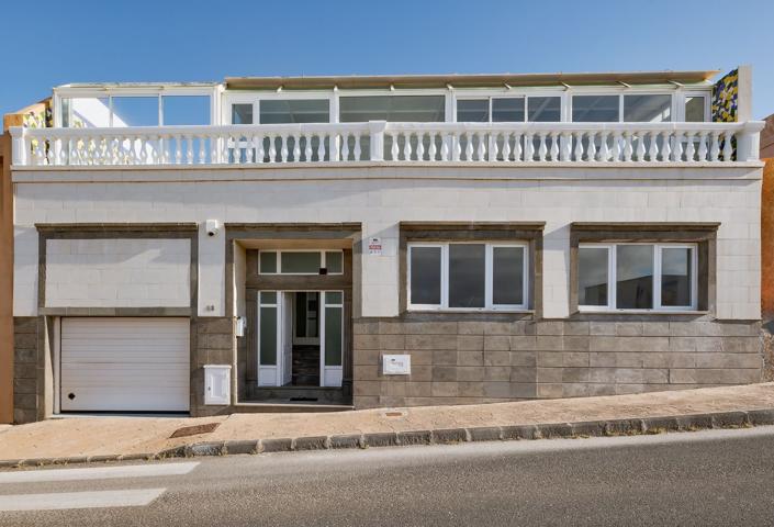 Unifamiliar Pareada En venta en Calle Góngora, 68, Playa Del Hombre - Taliarte - Salinetas, Telde photo 0