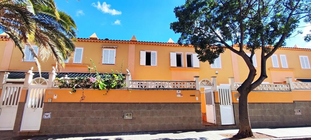 Unifamiliar Pareada En venta en Cl Pintor Julio Viera, Tamaraceite - San Lorenzo, Las Palmas De Gran Canaria photo 0