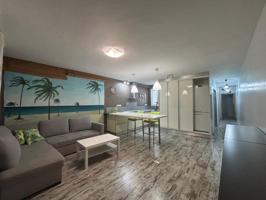 Piso En venta en Calle Alférez Quintana Suárez, 3, San Gregorio, Telde photo 0