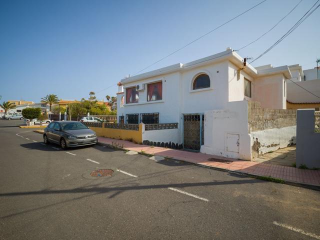 Casa En venta en Murcia, 16, El Goro - Ojos De Garza, Telde photo 0
