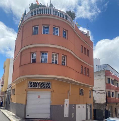 Casa En venta en Calle Artemi Semidan, Puerto - Canteras, Las Palmas De Gran Canaria photo 0