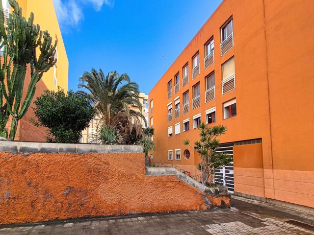 Piso En venta en Calle Palma De Mallorca, 10, Carretera Del Centro - Cono Sur, Las Palmas De Gran Canaria photo 0