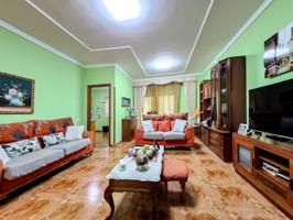 Unifamiliar Pareada En venta en Cl Carmen Quintana, Ciudad Alta, Las Palmas De Gran Canaria photo 0