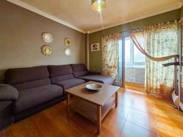 Piso En venta en Calle Montevideo, Puerto - Canteras, Las Palmas De Gran Canaria photo 0