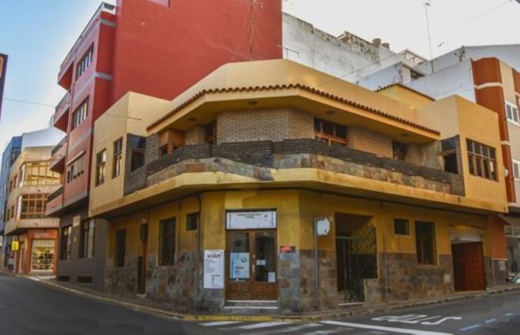 Casa En venta en Calle Luján Pérez, 5, San Gregorio, Telde photo 0