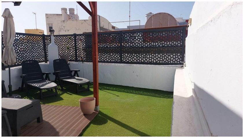  Ático En alquiler en Agustín Millares, 2, Vegueta - Triana, Las Palmas De Gran Canaria photo 0