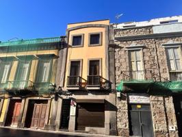 Unifamiliar Pareada En venta en Calle Mendizábal, 34, Vegueta - Triana, Las Palmas De Gran Canaria photo 0