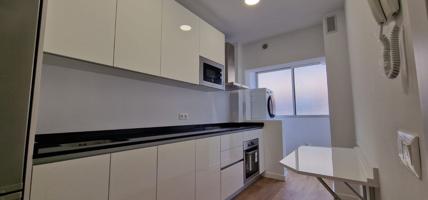 Piso En venta en Calle Canalejas, 88, Centro, Las Palmas De Gran Canaria photo 0