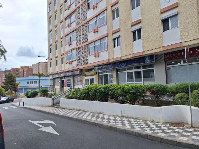 Piso En venta en Calle Calzada Lateral Del Norte, 3, Ciudad Alta, Las Palmas De Gran Canaria photo 0